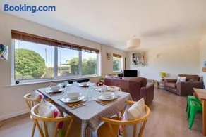 3 Bed in Burnham Market oc-1887 - Image 3