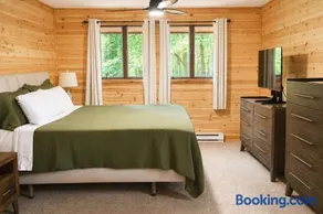 Clocked Out Cabin with Lake Access, Fire Pit, Games - Image 2