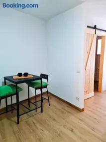 Apartment 1913 - Image 3