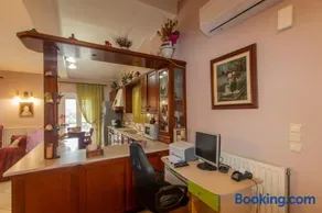 Aristotelis Apartment - Image 4