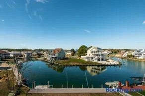 Anchor's Away - Waterfront, Pet Friendly, Pools! - Image 2