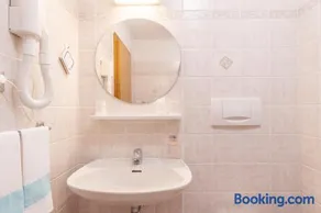 Albergo Canazei - Image 3