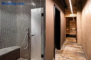Modern Escape in Award-Winning Residence - Image 3