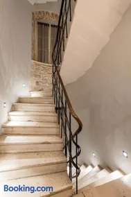 Captain's Guest House - Image 3