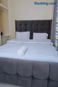 Mareva Homes 1bedroom Thika town Ample parking wifi fridge microwave and all kitchen appliances - Image 3