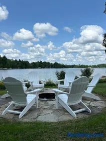 Lakefront 2 Saunas, Firepit, Kayaks, Dock & Boat - Image 2