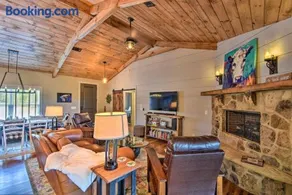 'Cork & Creek Cottage' w/ Mtn & Pasture Views! - Image 4