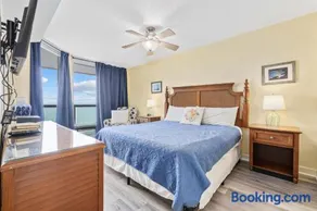 Malibu Pointe - 705 - Image 2