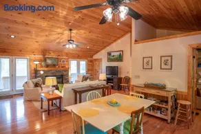 Log Cabin between Boone & J - Hot Tub - Private - Gas Fireplace - One Level - Image 2