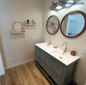 Chambre cosy avec salle de bain privative - Image 1