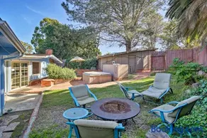 La Jolla Home & Detached Suite: Hot Tub & Backyard - Image 3