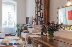 Spacious old town luxury apartment - Image 1