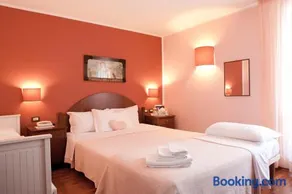 Albergo Ristorante Al Vescovo - Image 1