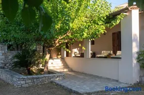 Aura Sea & Shadow Villa, Aigio - 4BR by ΜΡS - Image 3