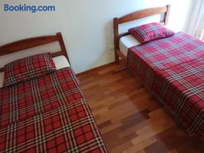 Costa Lodges Funchal, Santa Cruz, Madeira, Shared bed room - Image 3