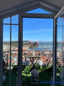 Estudio impresionantes vistas con terraza y piscina - Image 1