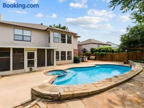 Corinth Oasis Getaway - Image 1