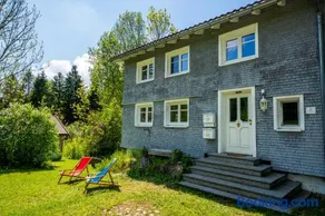 Mit Blick auf Bergwiesen - Familienfreundliches Bauernhaus im Westallgäu - Image 1