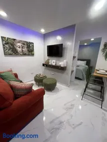 Chic 1BR 10 off jet Ski at Archi Rental - Image 4