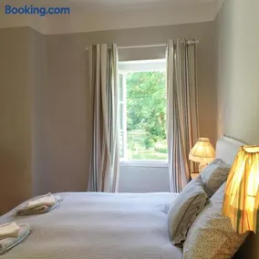 Moulin Neuf - A family home for friends - Image 3