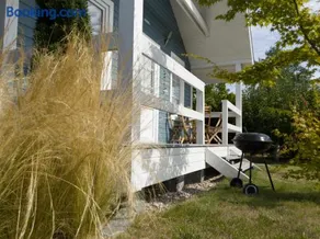 By The Sea Lodges - Image 2