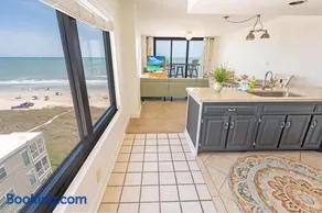 Wellington 3BR with Direct Oceanfront View - Pool! - Image 2