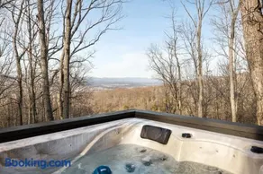 Hygge mountain retreat with stunning views - Image 3