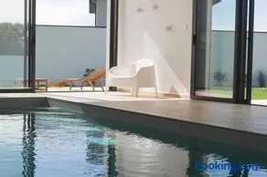 Jolie Maison avec piscine intérieure à 5 minutes des plages - Image 2