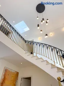 Cannes Villa Sarah - Luxury Villa in Mougins - Image 2