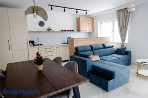 Park Residence 1 - Image 3