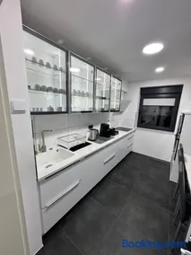 Modern Apartments, Wohnung Nr 3, nahe Schalke Arena, Zentral zur Autobahn A42 und A2, Ferienwohnung, Monteurwohnung - Image 1