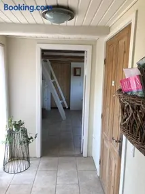 Lovely house by the beach & shopping - Image 1