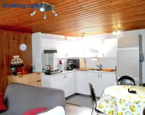 Charming chalet in Tellin with mountain view - Image 5
