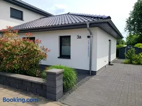 Ferienwohnung Schmidt mit Terrasse - Image 1