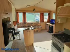 Comfortable and Spacious Mobile home - Sleeps 6, - Image 2