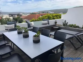7 The Dunes, Sanctuary Beach - Image 2