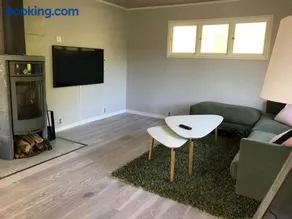 Modern cottage near the sea - Image 2