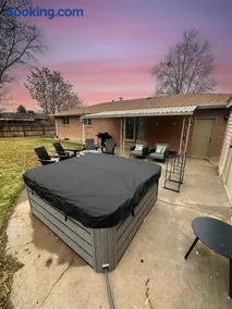 Denver Hot Tub Retreat Near Downtown Denver-Stadiums-Bellco - Image 1