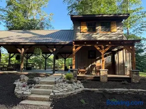 Riverbend Mini Barndominium Cottage Guesthouse - Image 2