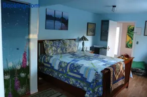 Sunshine House Bed and Breakfast - Image 3