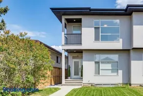 Luxury Inner City Home Near DT & Stampede With Air conditioner I Fast Wifi I Free Parking I King Bed - Image 3