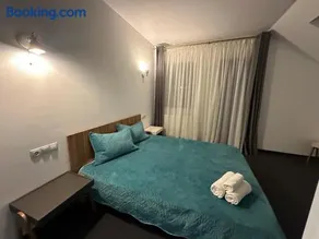 TURQUOISE HOUSE - Image 2