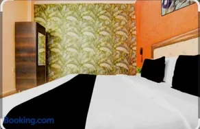 Ds Royal Inn - Image 2