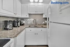 Oceanfront Condo #507 at Summit Beach Resort - Image 5