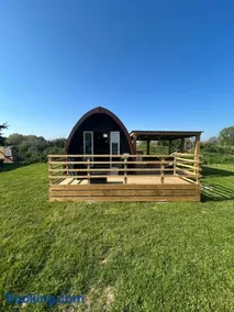 Dolafon luxury glamping pod 1 with hot tub - Image 2