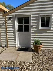 Giffords Hall Garden Room - Image 4