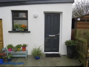 Lavender Mews - Image 1