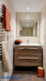 Gîte Alauze Cévennes avec Jacuzzi - Image 1