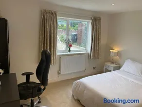 Home - Image 5