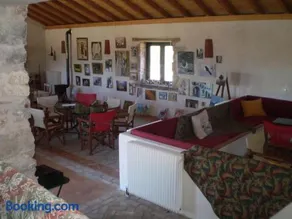 Arachovitika Kalivia - Image 3